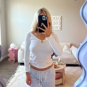 Brandy Melville long sleeve top